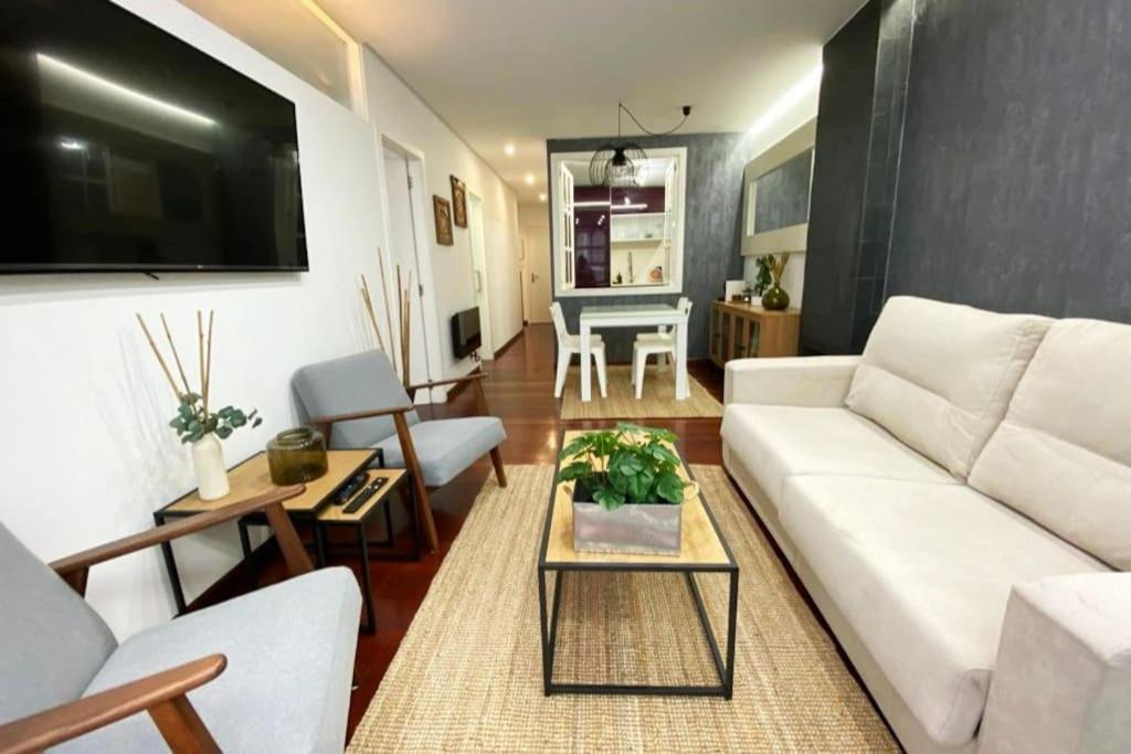 Ferienwohnung Apartamento 2H 2B En El Centro Con Garaje A Coruña Exterior foto